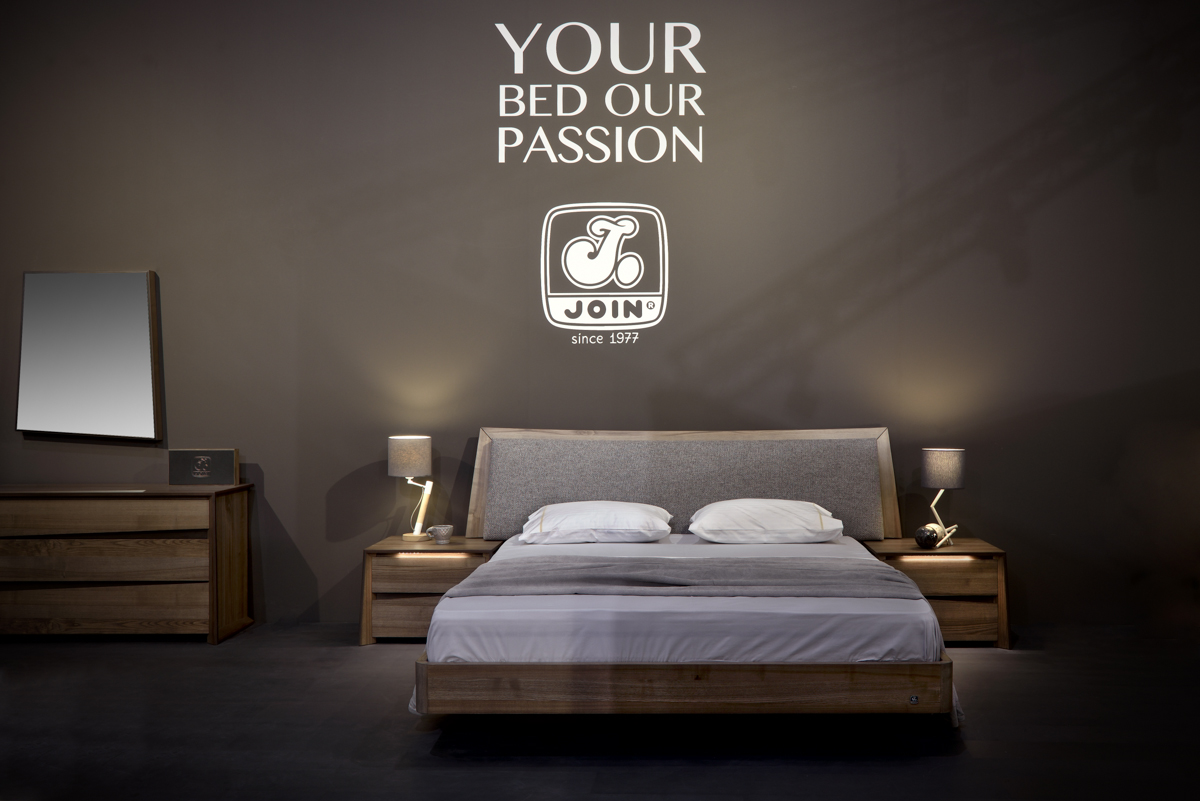 ΜΕΛΙΡΑ ΕΛΙΑ 